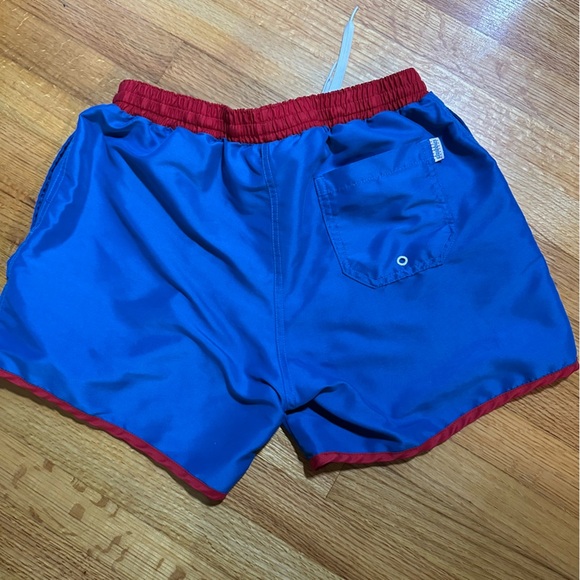 Chubbies Mens Swim Shorts Medium Blue Red No Lining Made in USA Patriotic (f6 - Picture 2 of 10